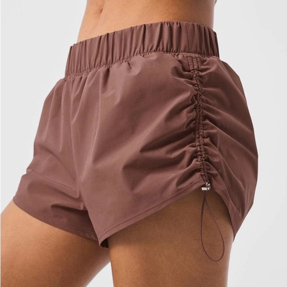 ALO Yoga Women's Athletic Shorts in Mauve Brown